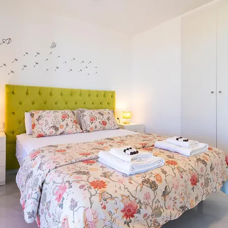 Pass The Keys Beautiful Sea Mountain Views Appartement *