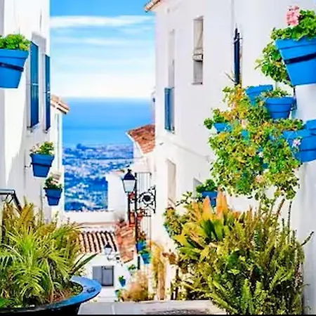 Pass The Keys Beautiful Sea Mountain Views Appartement *